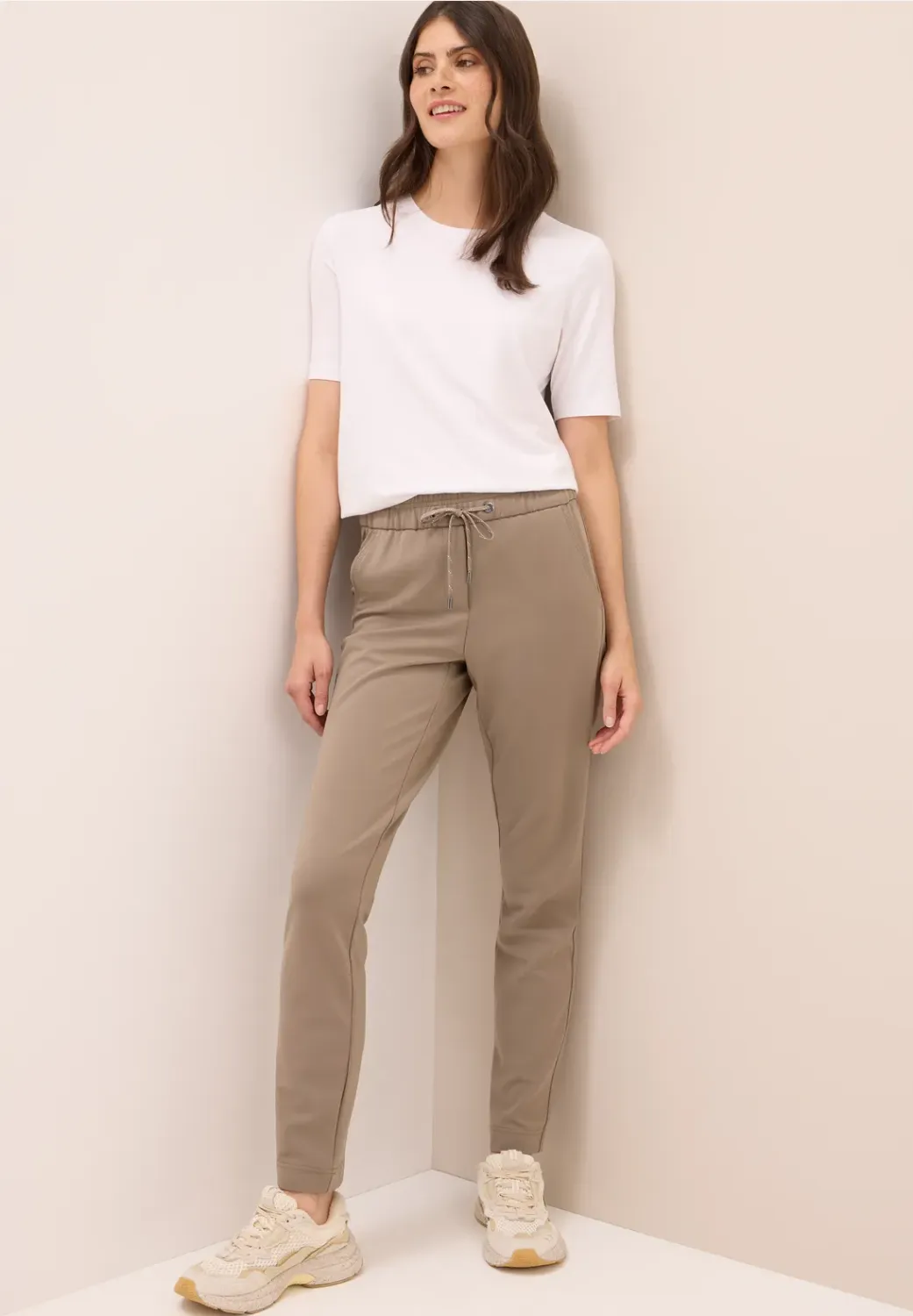 Cecil NOS Style Tracey Solid