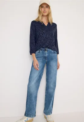 Cecil Minimal AOP Split Neck Tuni