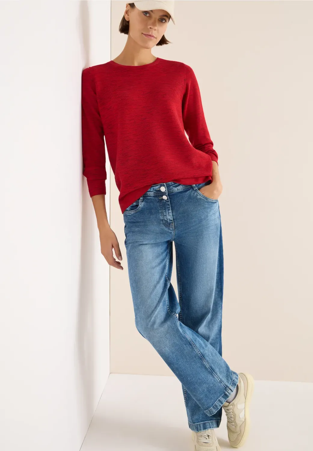 Cecil NOS_structured Roundneck