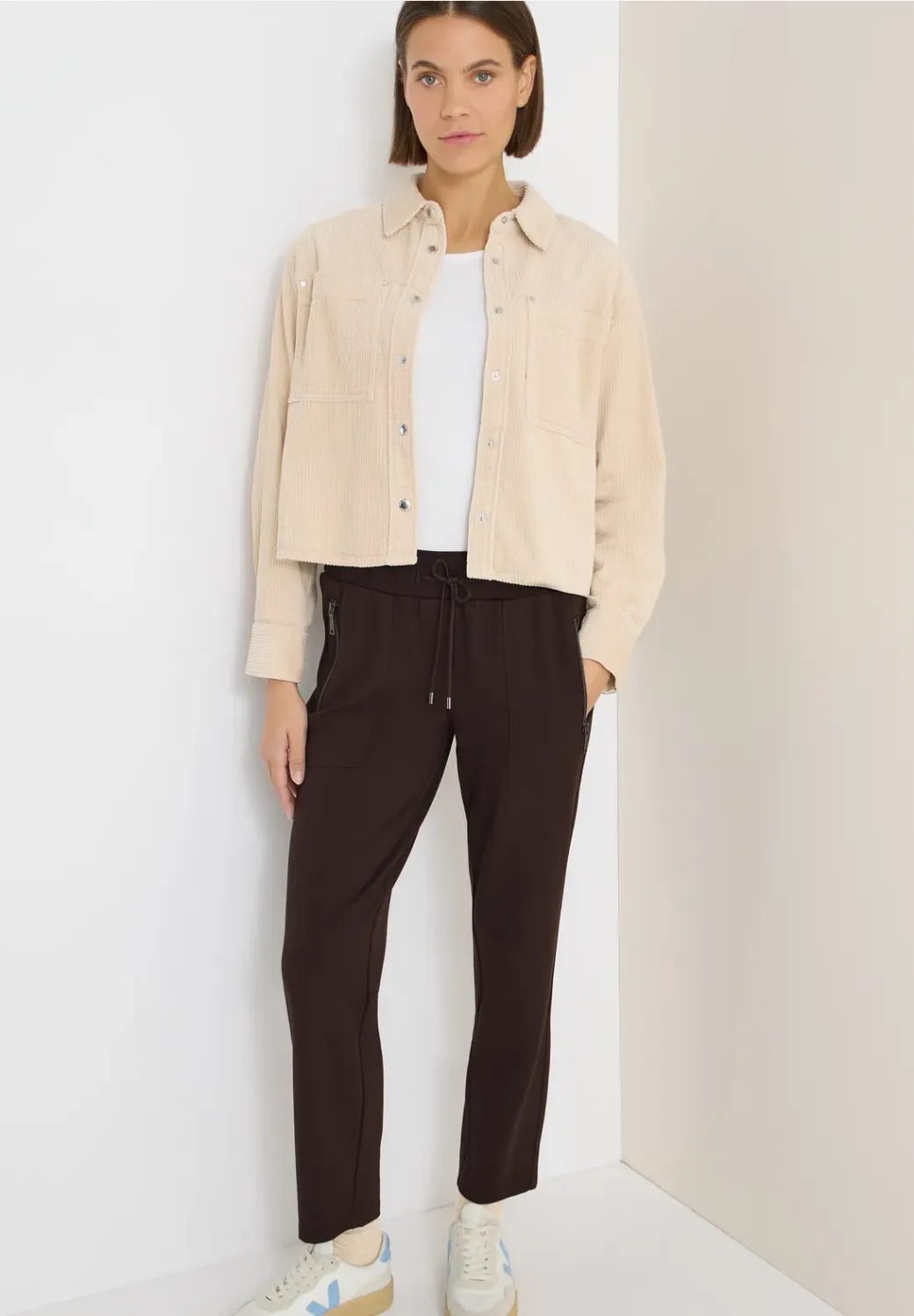 Cecil Style Tracey Exclusive Deta