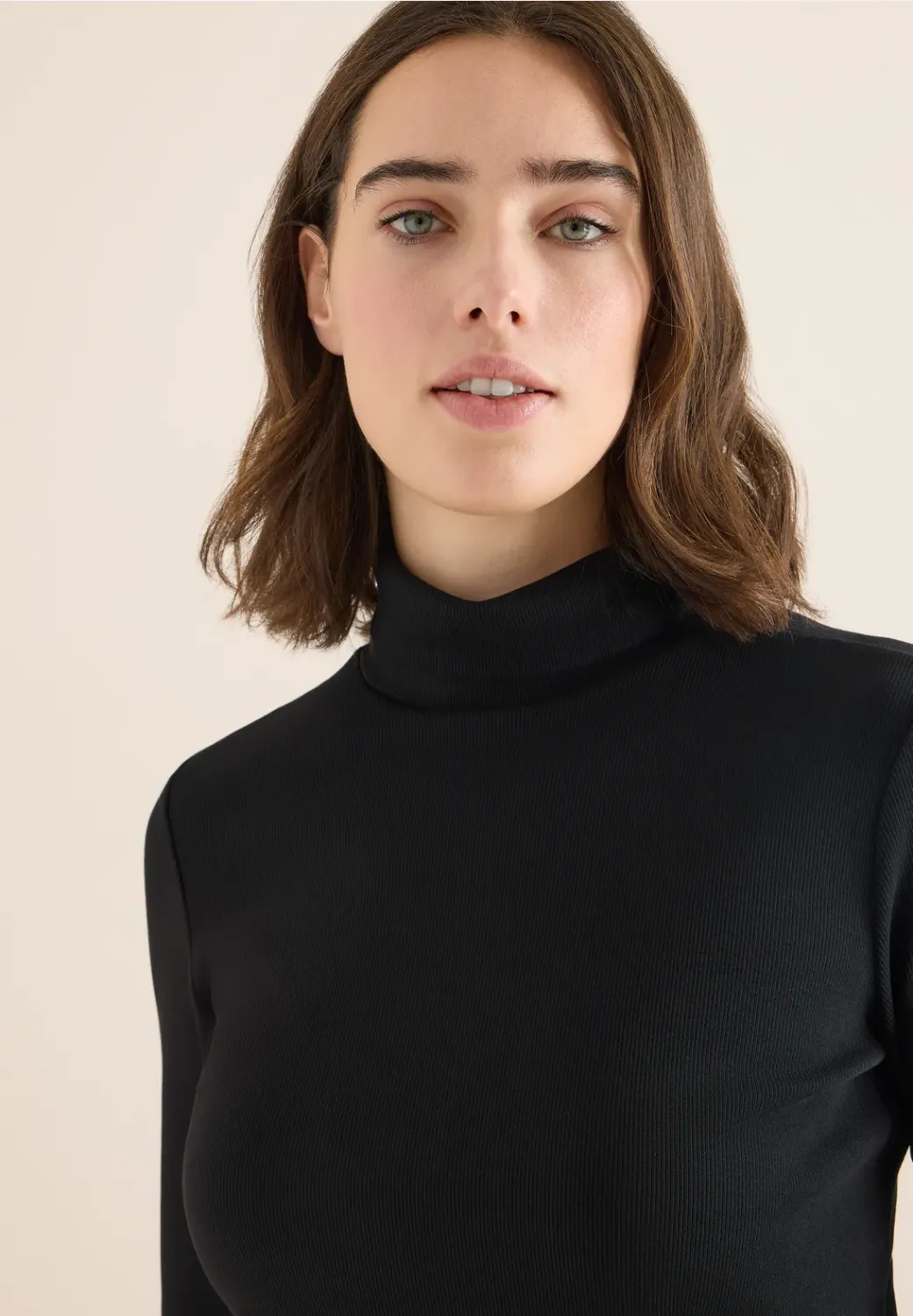 Cecil Turtle Neck Rib Shirt