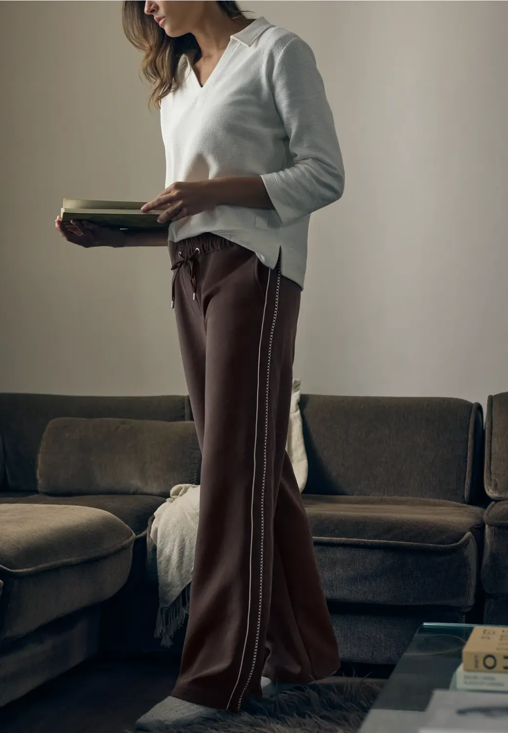 Cecil Style Neele with decorative