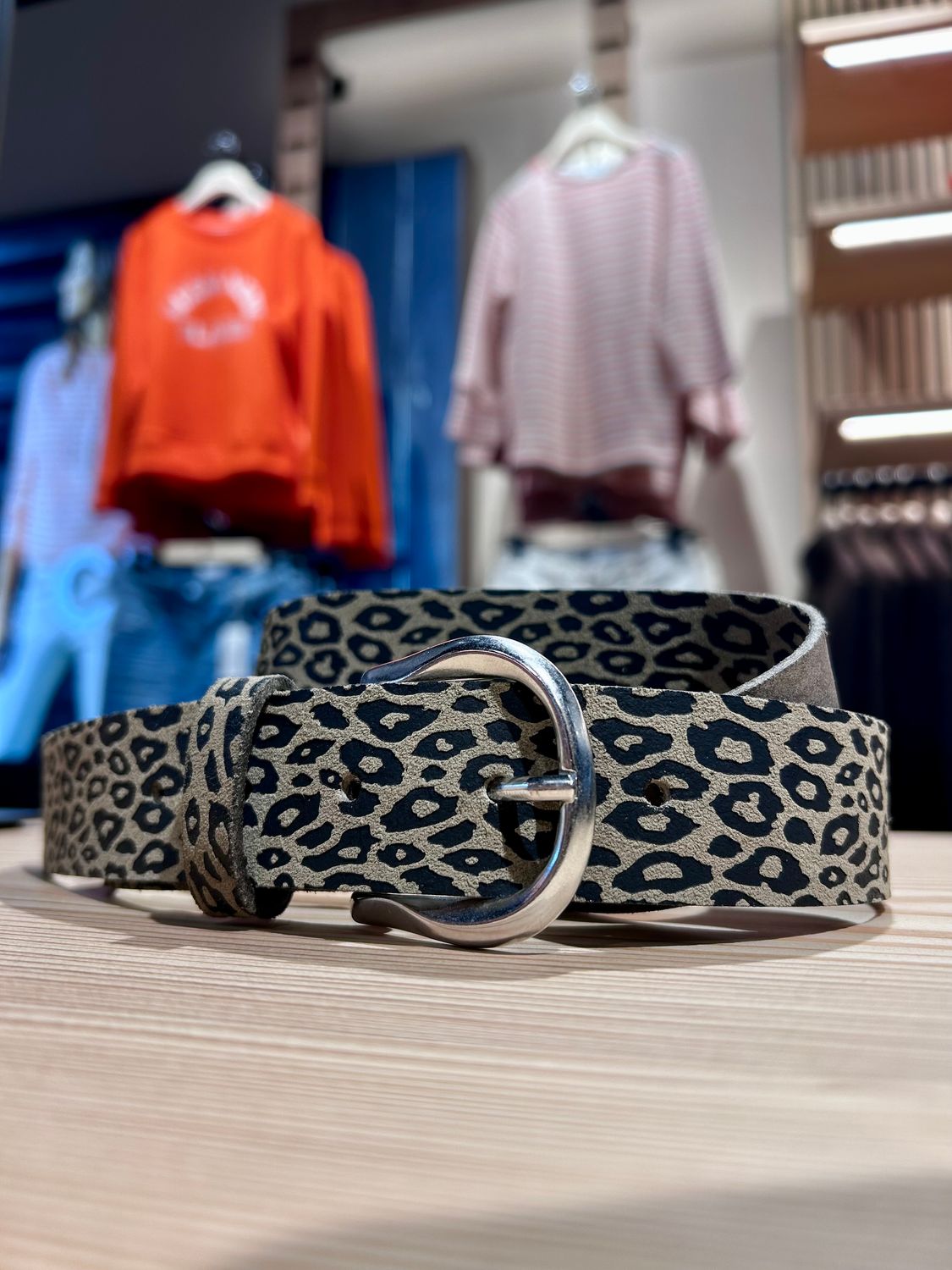Cecil O_Leo Print Belt