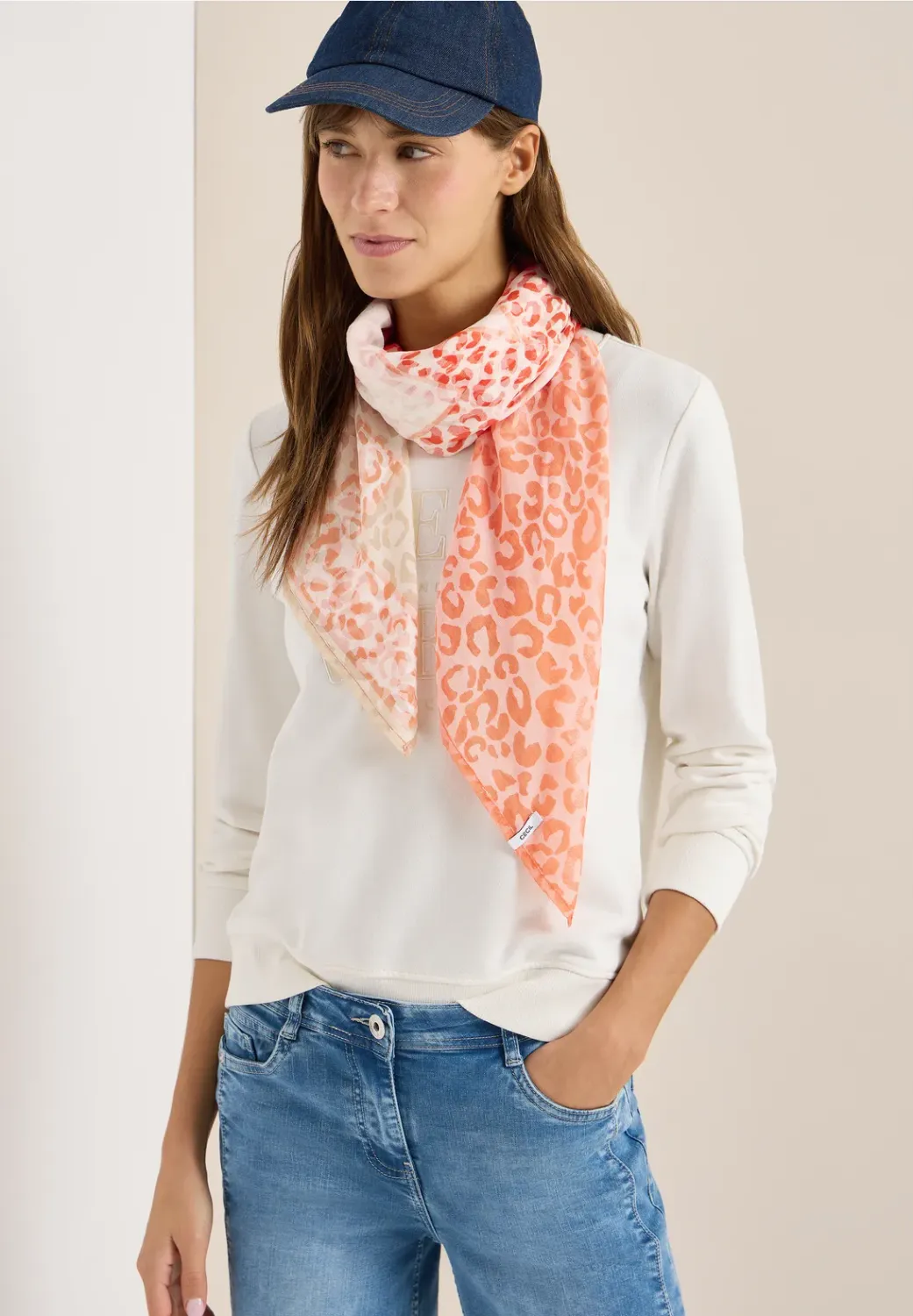 Cecil O_Print And Burnout Cloth