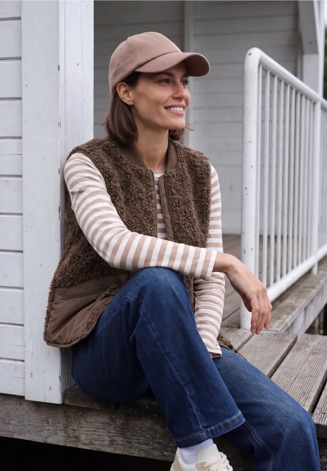 Cecil Curly Teddy Matmix Vest