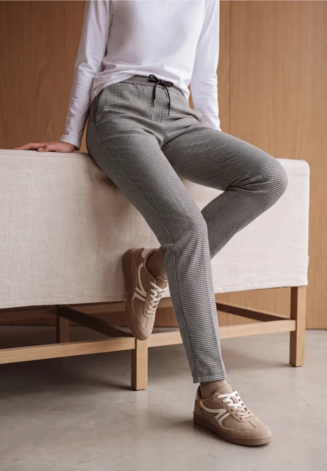 Cecil Style Tracey Houndstooth