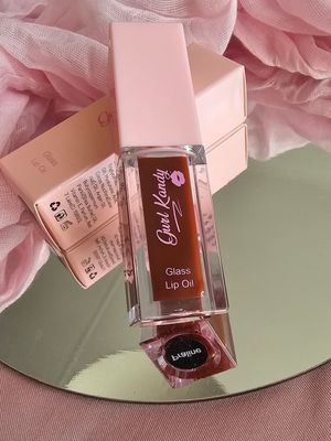 Glass Lip Oil- Praline