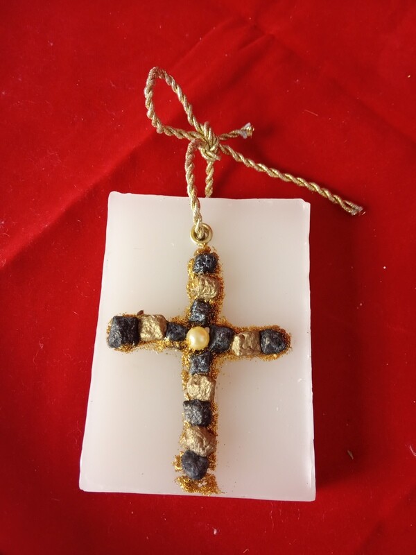 Decorative wax plaque, sachet, decorated with two very strong species of Frankincense, handmade