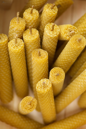 Set of 7 Natural Hand Rolled Beeswax Pillar Honeycomb Candles, 20cm height, 3cm width