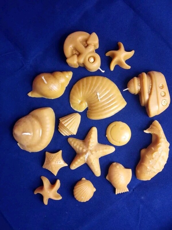 Set of pure beeswax sea theme candles, melts