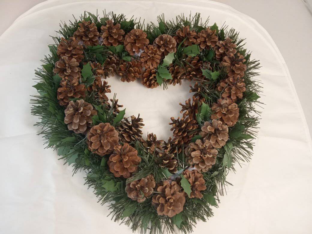 Large heart wreath, 30x30cm