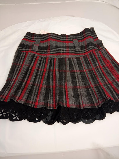 Μini skirt with embroidered velvet flounce at the bottom, length 46cm, size L