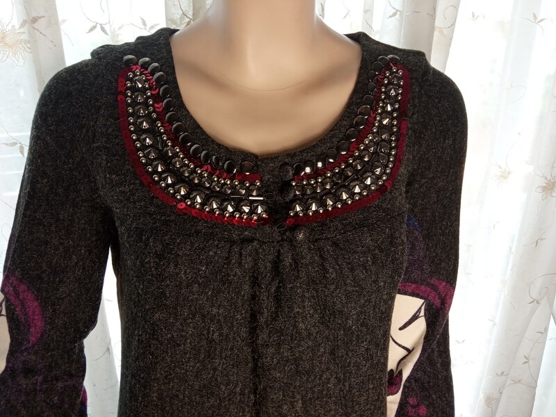 Dress, wollen, size M