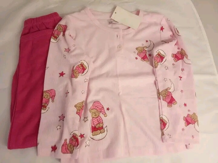 100% Cotton girl' s pajamas, flannel inside