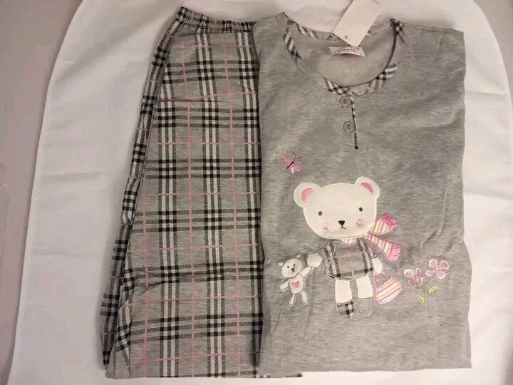 100% Cotton Women' s pajamas, flannel inside