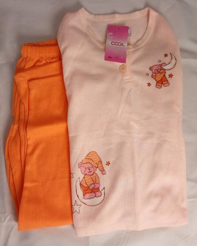 100% Cotton girl' s pajamas, Flannel inside