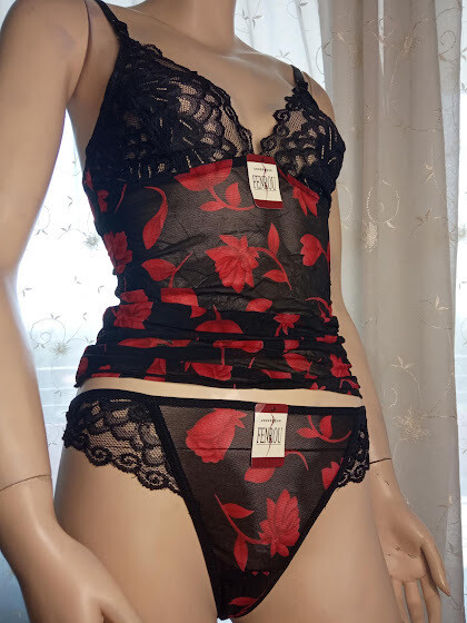 3 pieces, Hot lingerie set, bustier , bra and panties, size XL