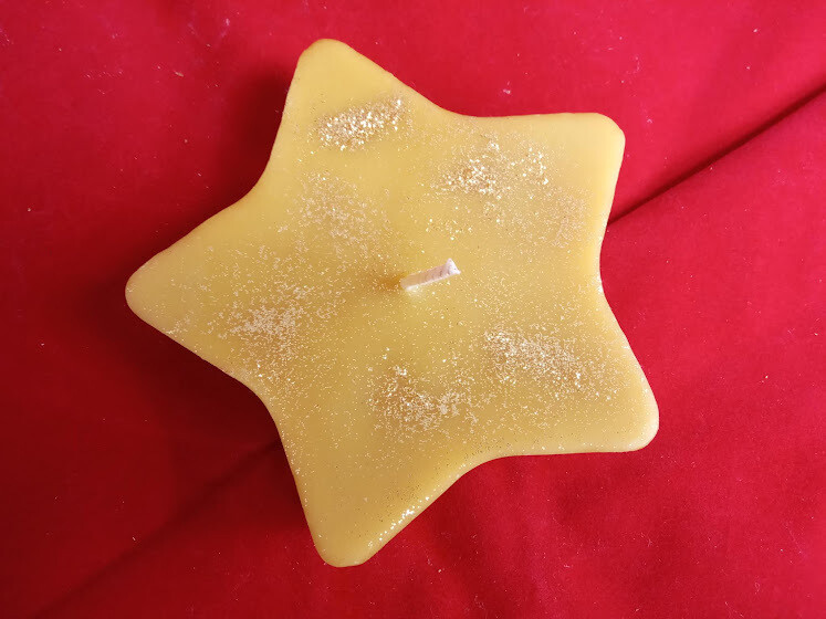 Decorative Candle star made of pure beeswax