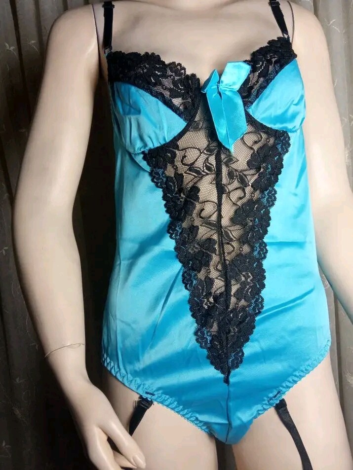 Sexy set, size small