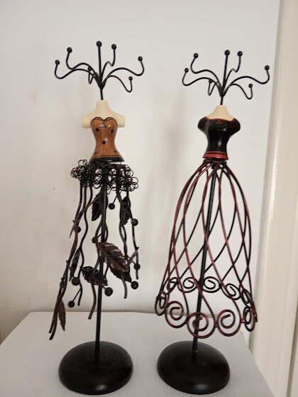 Set of two beautiful decorative jewelry hangers