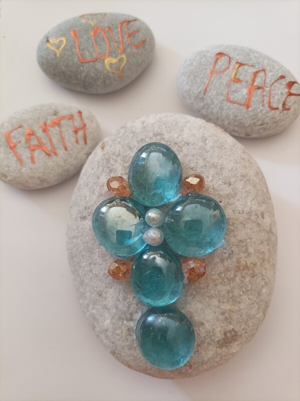 Set of 4 decorative sea stones