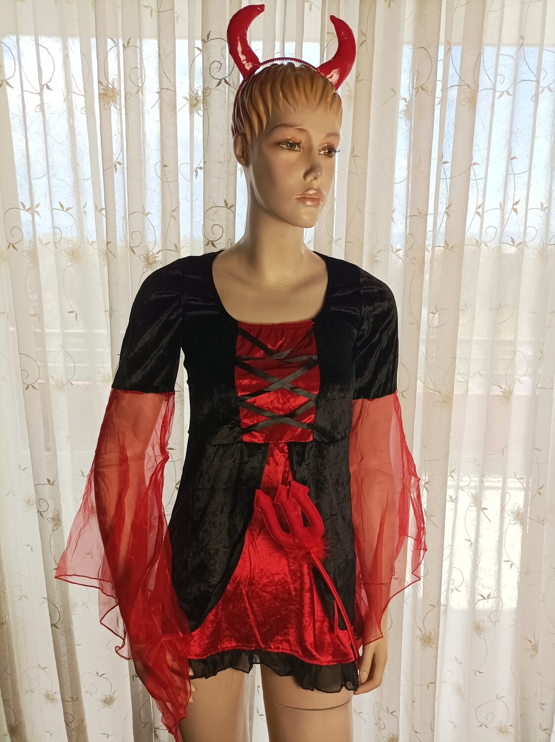 Halloween Costume, size S