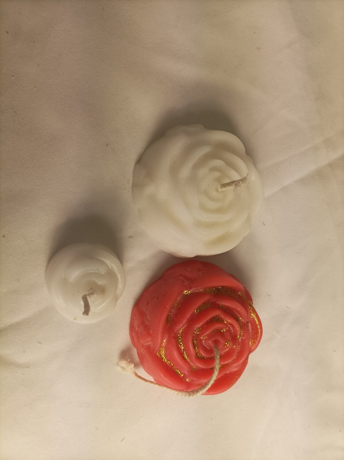 Set of three candles