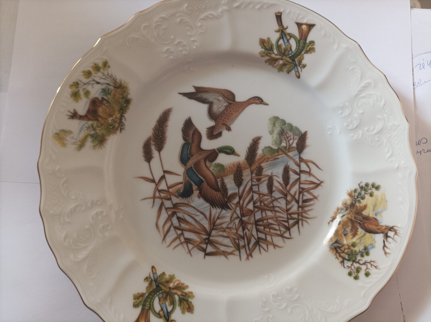 Decorative plater, 25cm diameter, for the wall