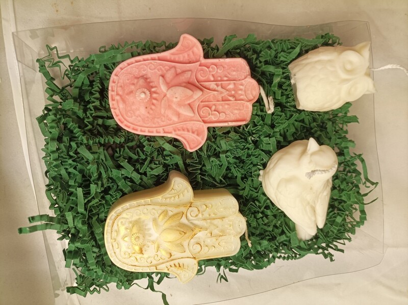 Gift box  of  4 handmade candles