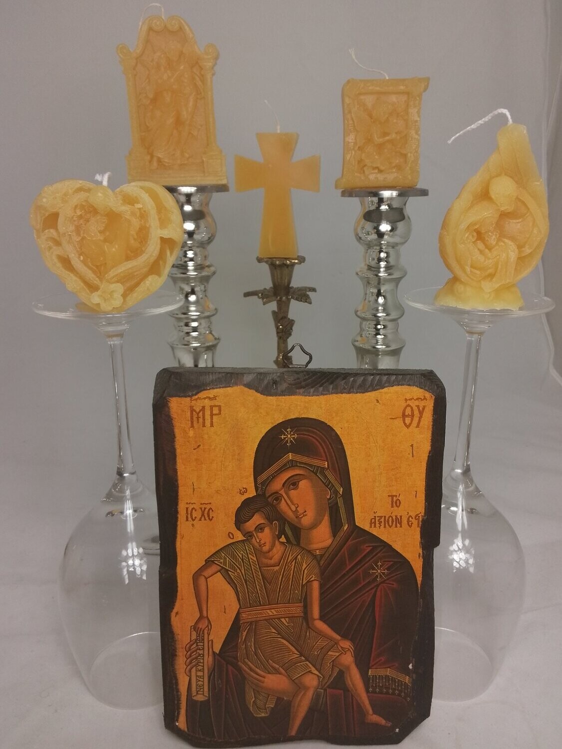 Set of 5 religious candles