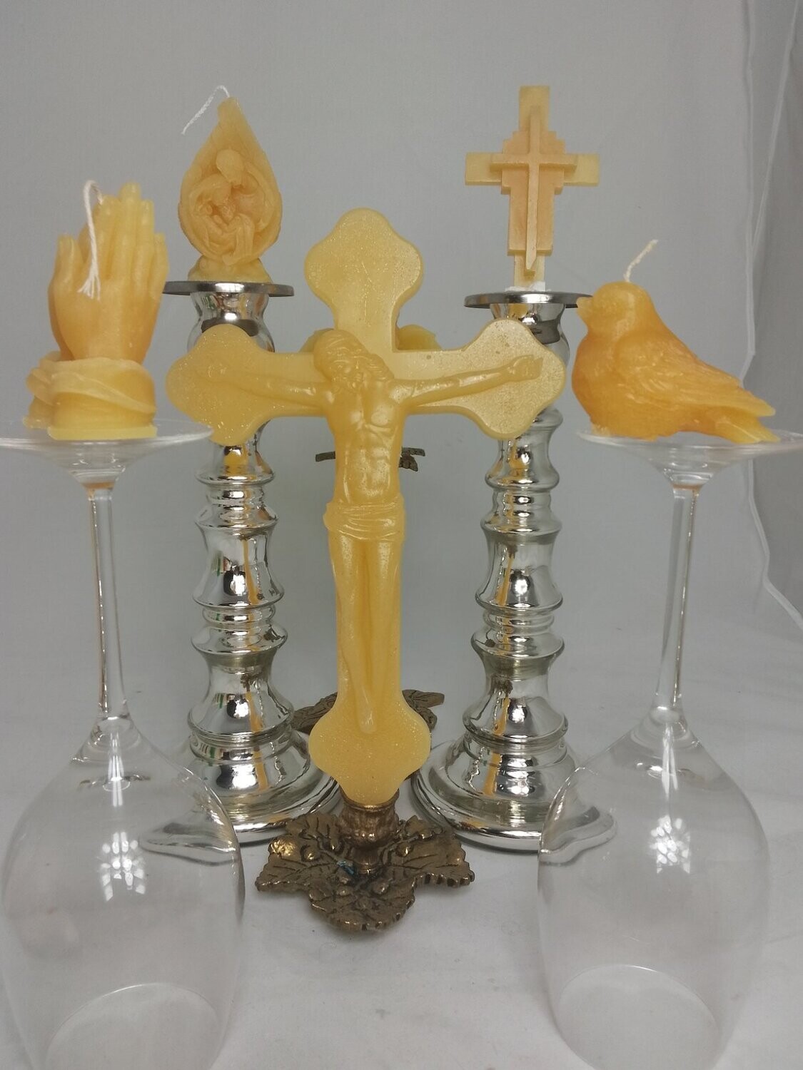 Set of 5 religious candles