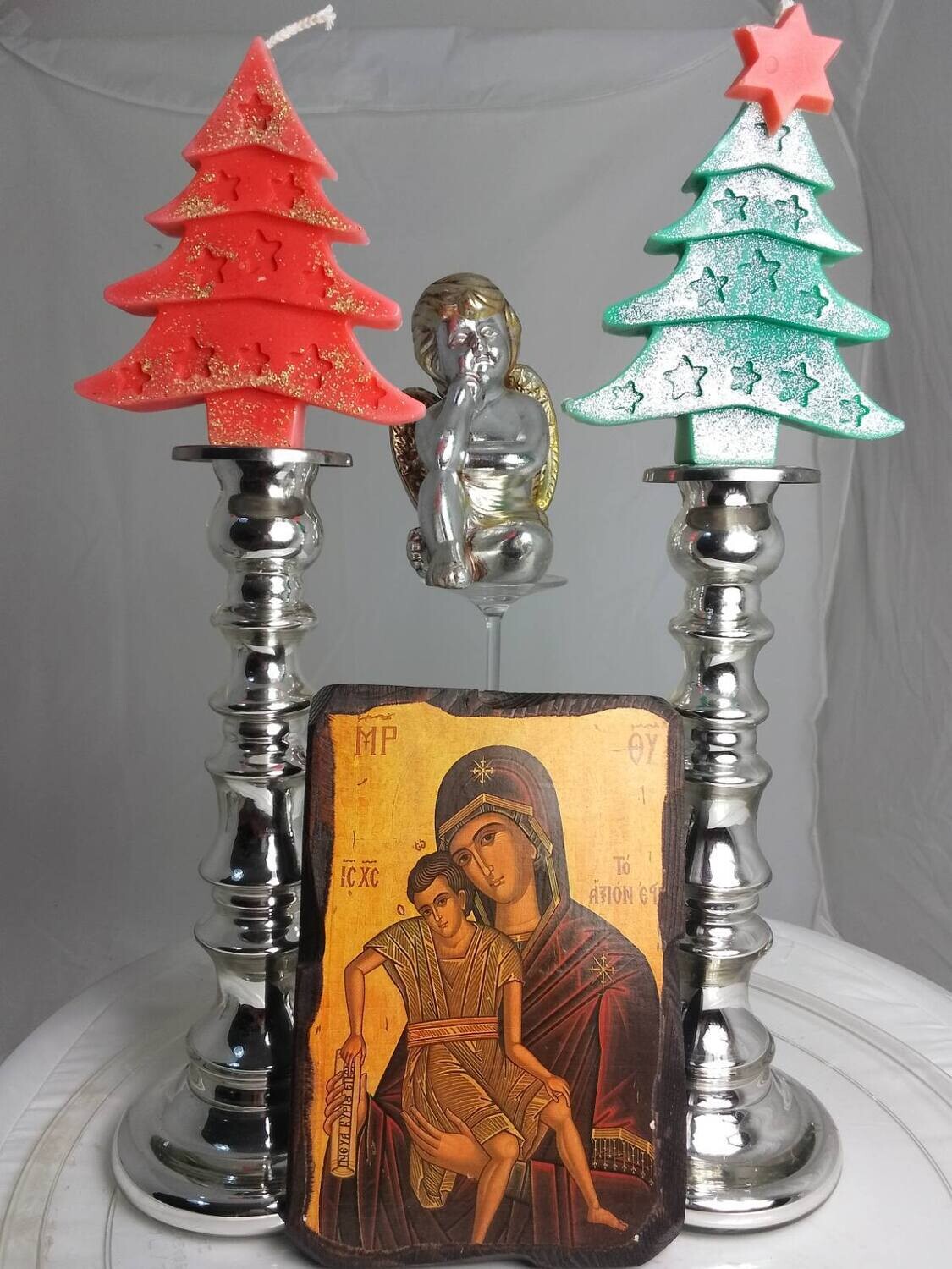 Set of 2 handmade tree  candles, without the decor