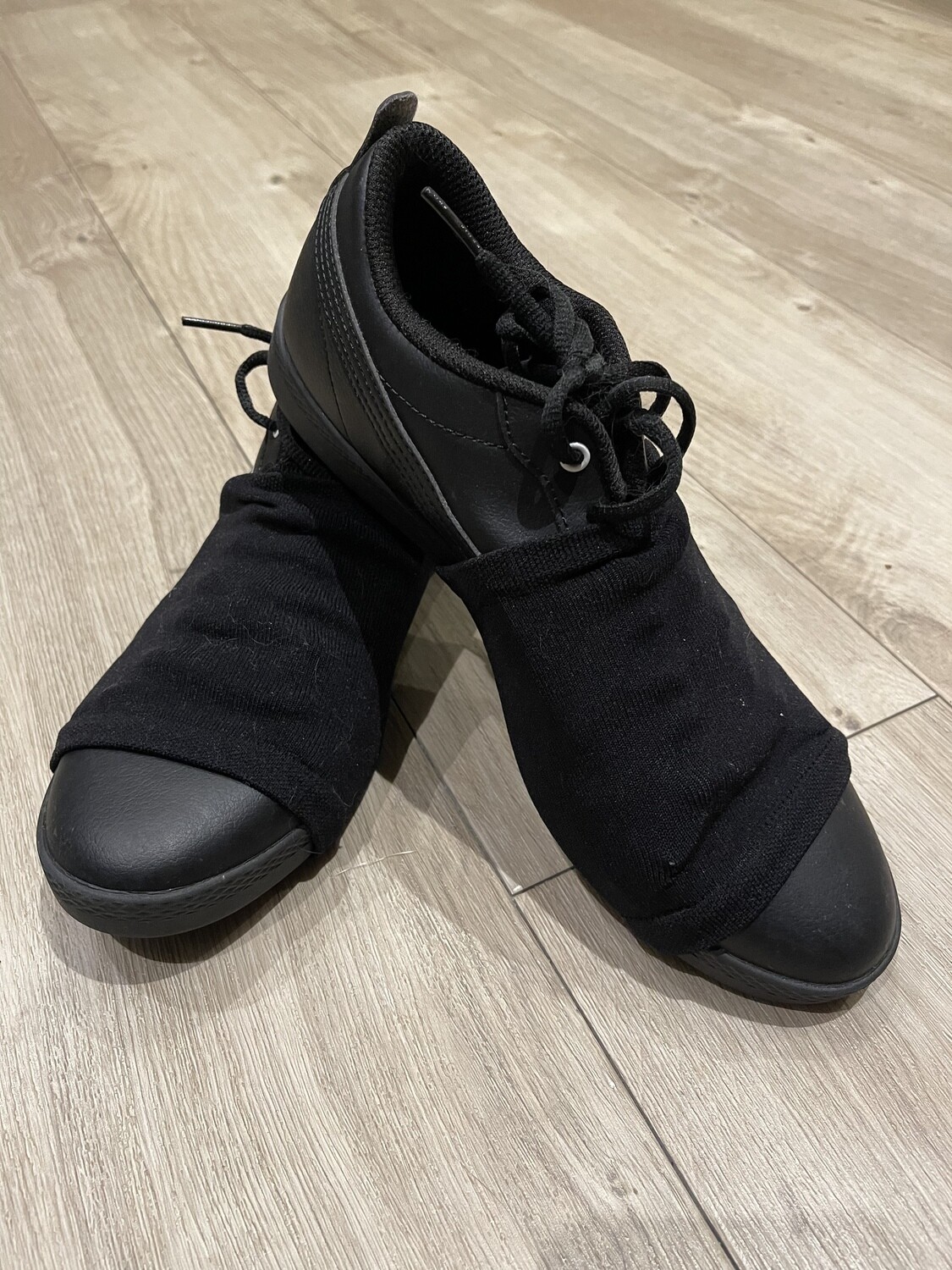 Over shoe dance socks - pack of 4