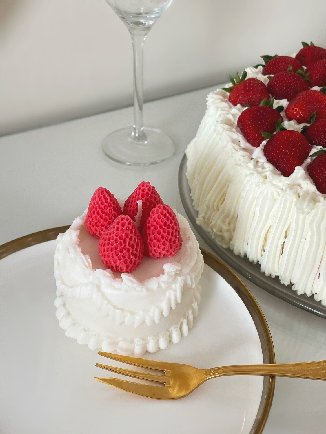 SUMMER CAKE