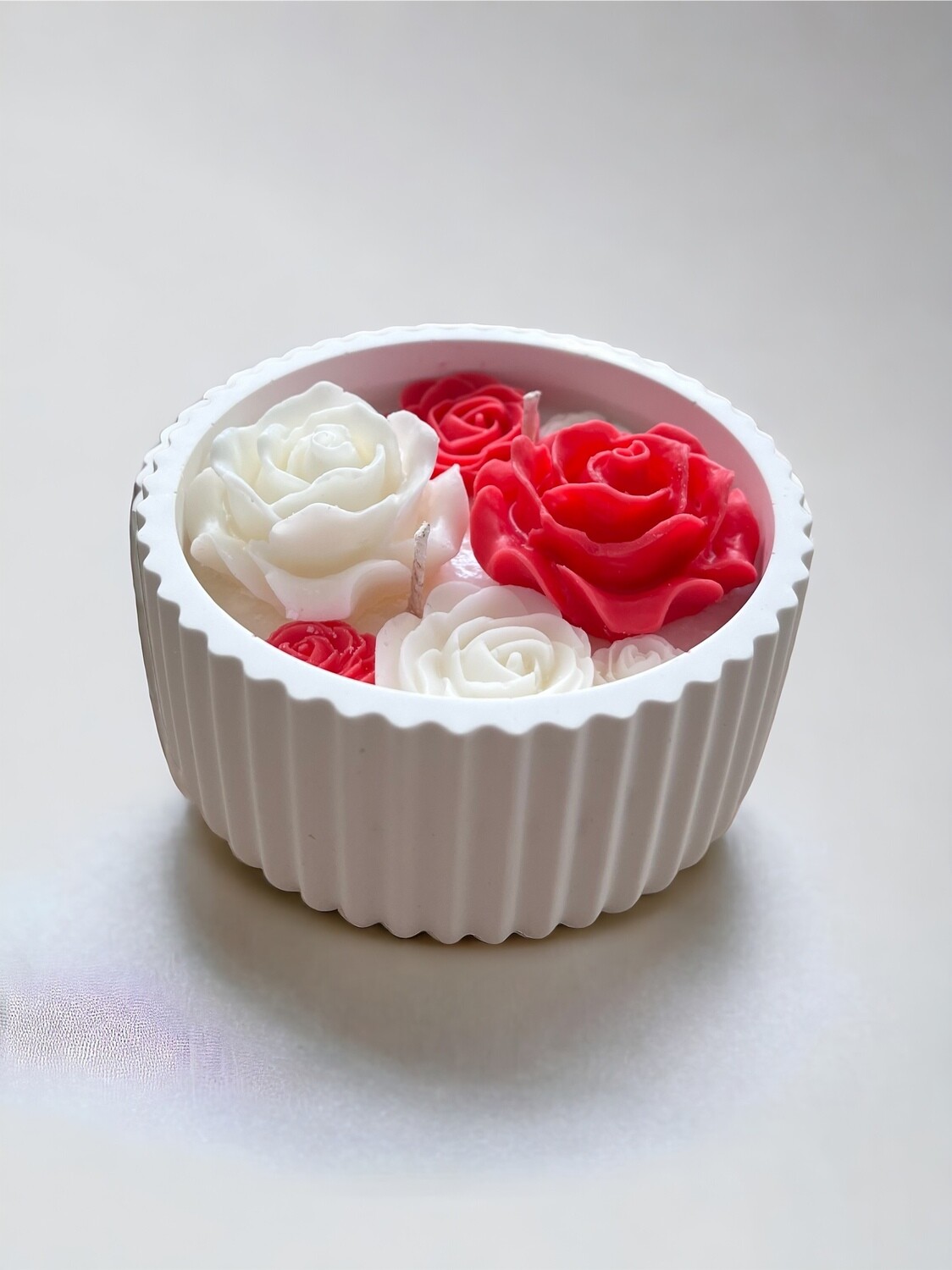 RED &amp; WHITE ROSES