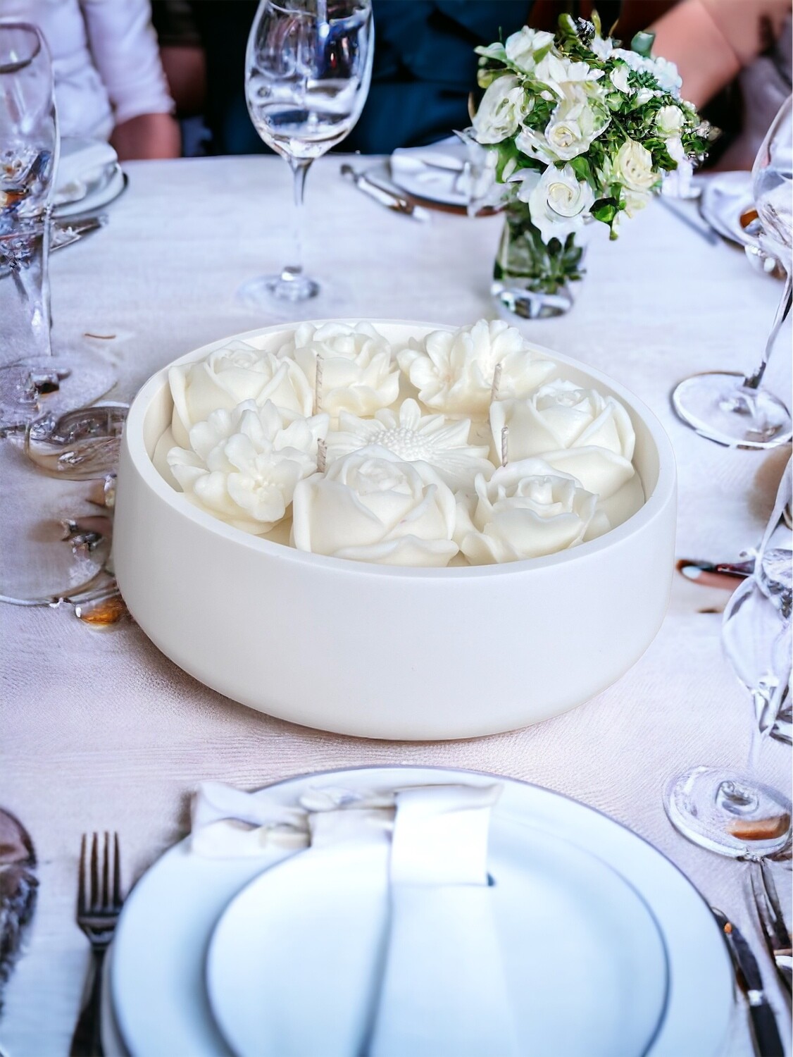 WHITE ROSES GRANDE