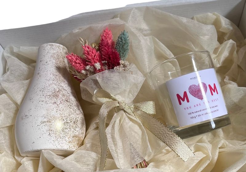 GIFT BOX LATINA