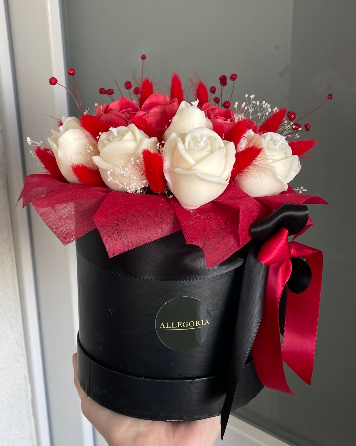 FLOWER BOX S - RED EXCLUSIVE