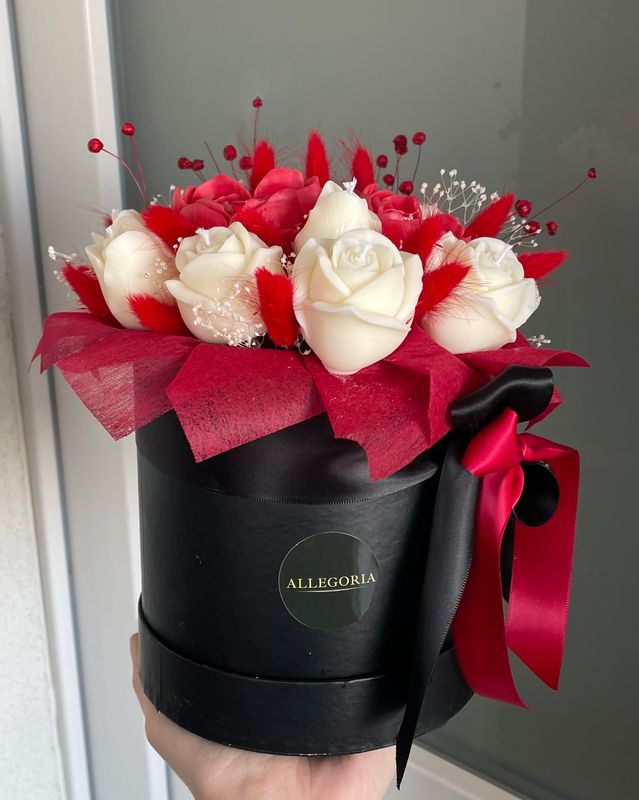 FLOWER BOX S - RED EXCLUSIVE
