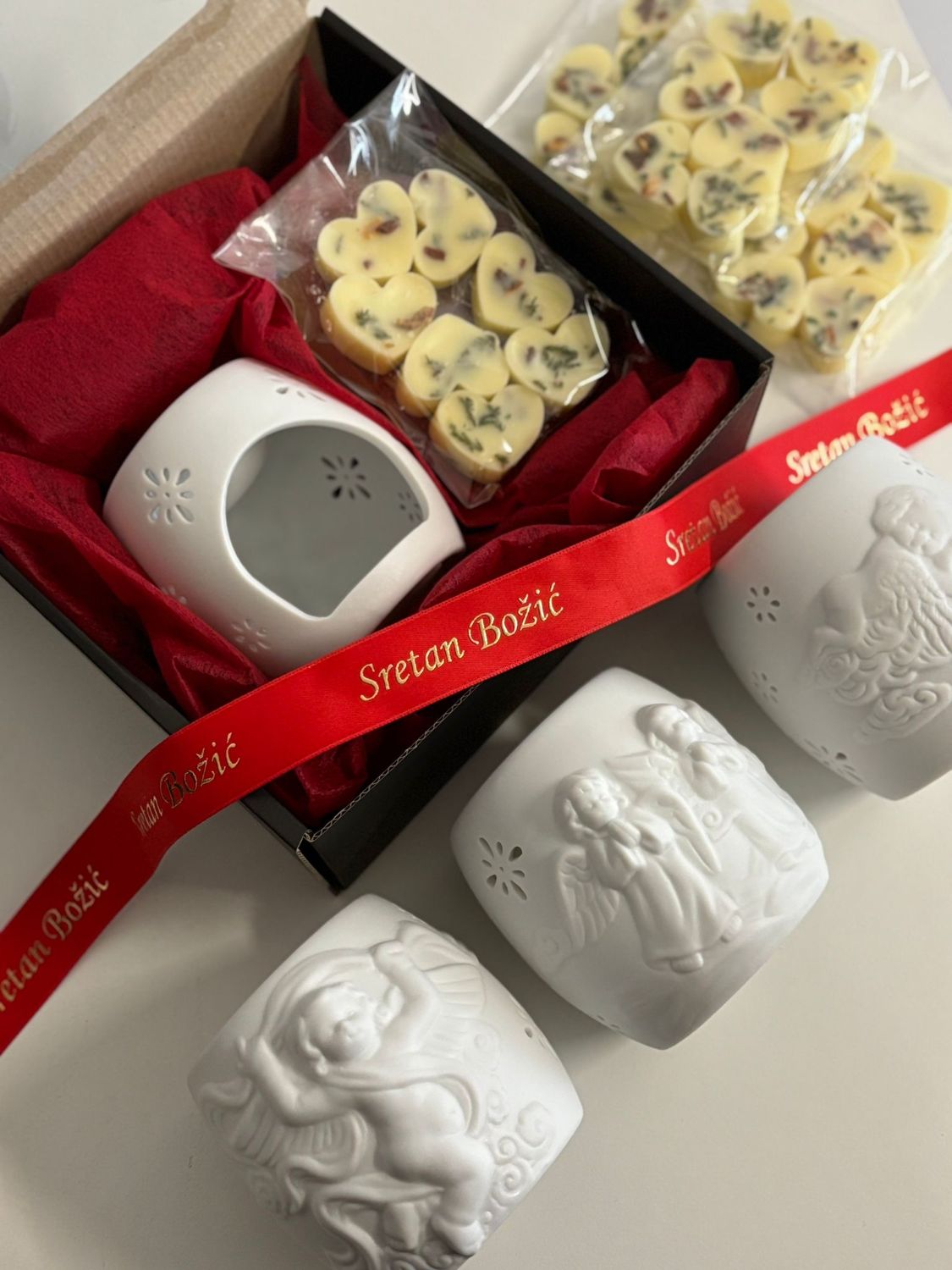 KERUBINI lampa i mirisni vosak