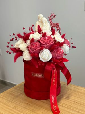 FLOWER BOX - VELVET RED