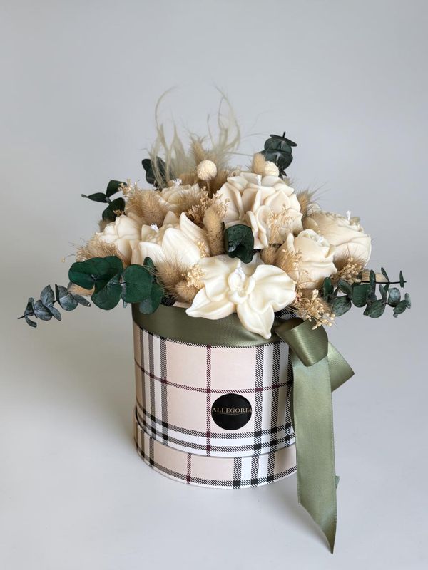 FLOWER BOX M - CLASSY CHIC