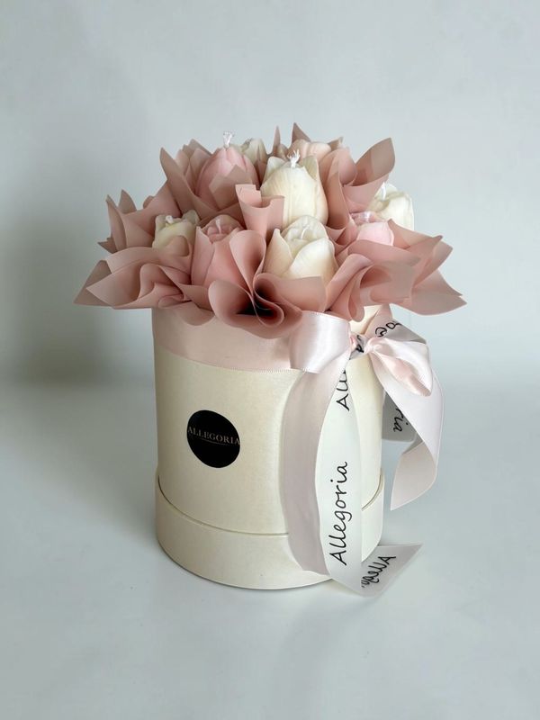FLOWER BOX S -BELLA BLUSH