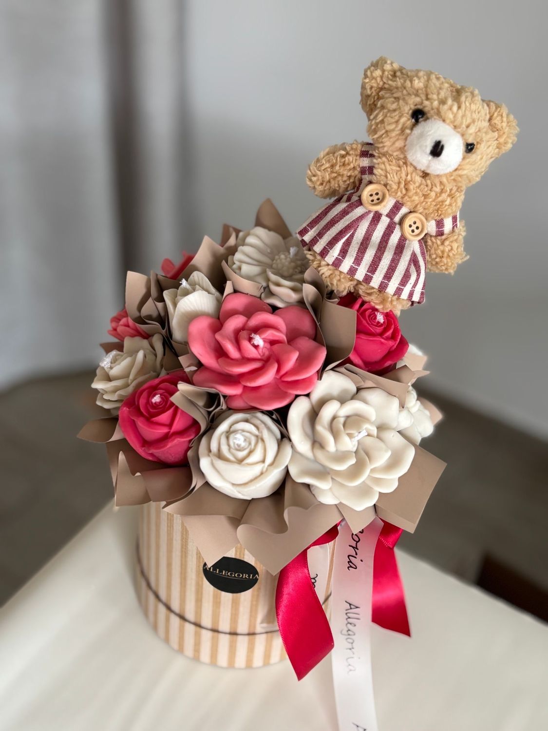 FLOWER BOX S - PRALINE