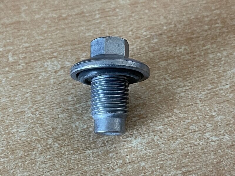 Genuine Ford Oil Drain Plug Fiesta ST180