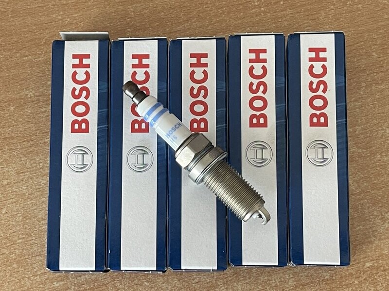 Ford Focus RS Mk2 Genuine Bosch Iridium Spark Plug Set (5 Plugs)