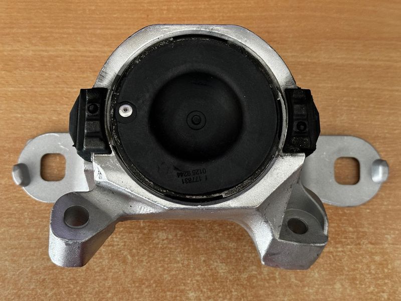 Ford Focus Mk2 RS and ST225 A and K Value Right Hand Engine Mount