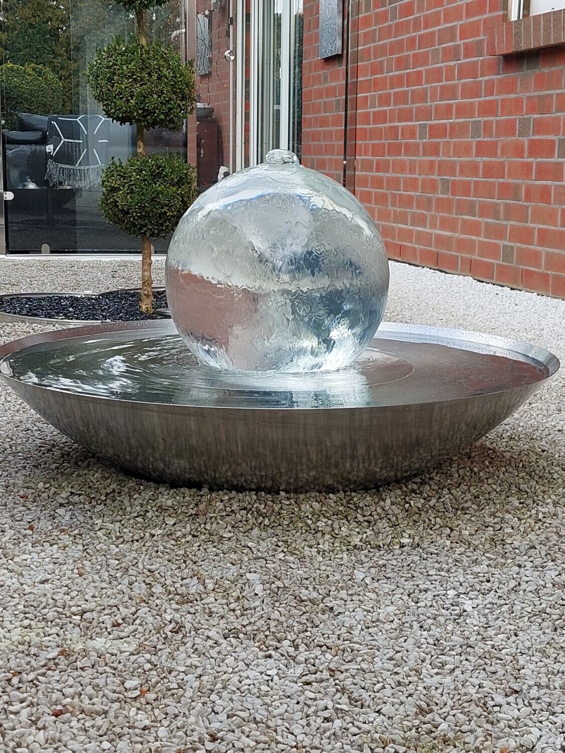 Leo Brunnen 1000 mm Durchmesser