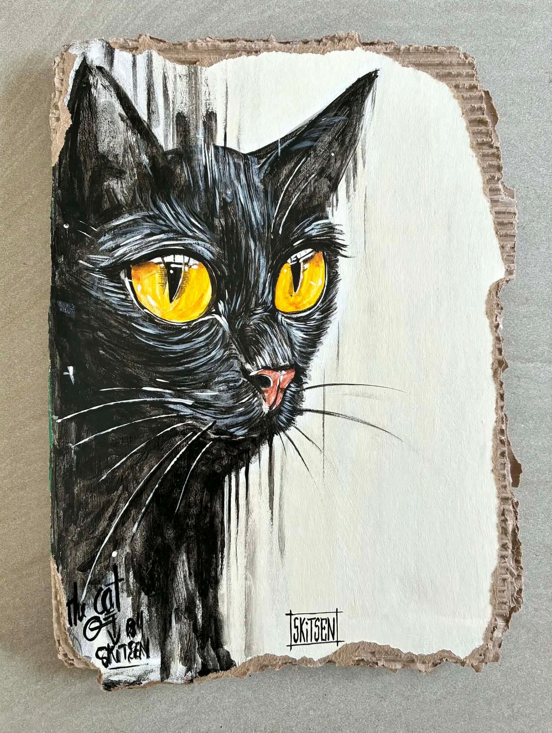 "Le chat". Sur carton épais 36x36cm. Acrylique, pastels, encres... "Skitsen".