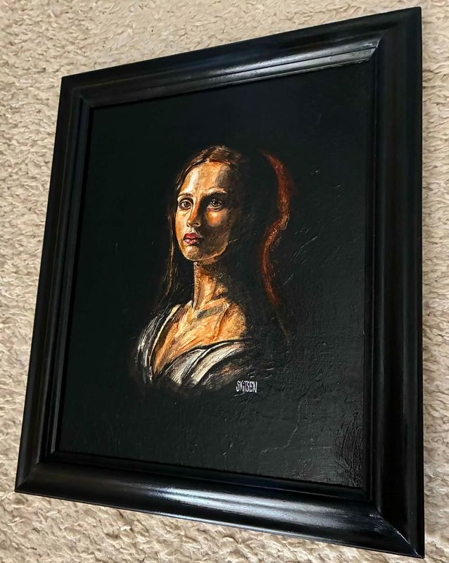 ´Elle n’est pas d’ici…’ ´Clair Obscur’ Sur une toile châssis lin avec encadrement 49x42 cm avec l’encadrement. Technique mixte….. vernis brillant… ´Elle n’est pas d’ici…’ ´Clair Obscur’ Sur une toile châssis lin avec encadrement 49x42 cm avec l’encadrement. Technique mixte….. vernis brillant… "Skitsen"